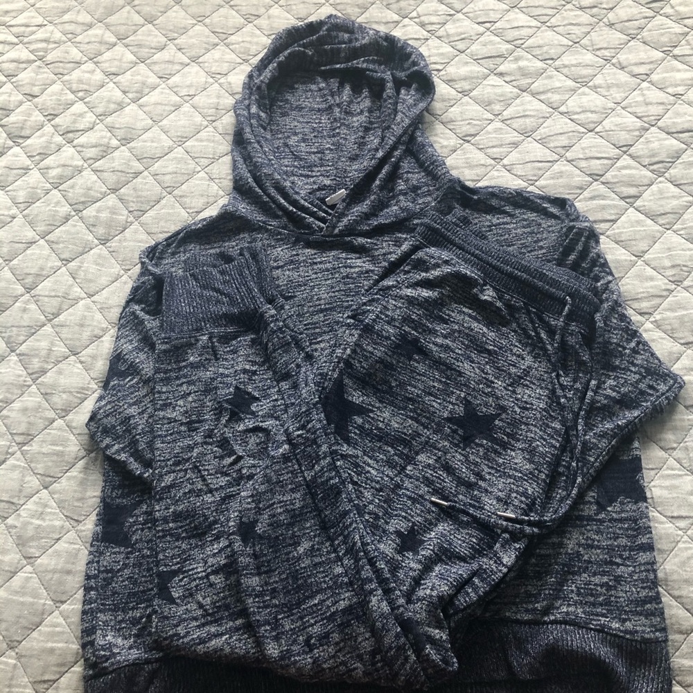 Gap Jogger Suit